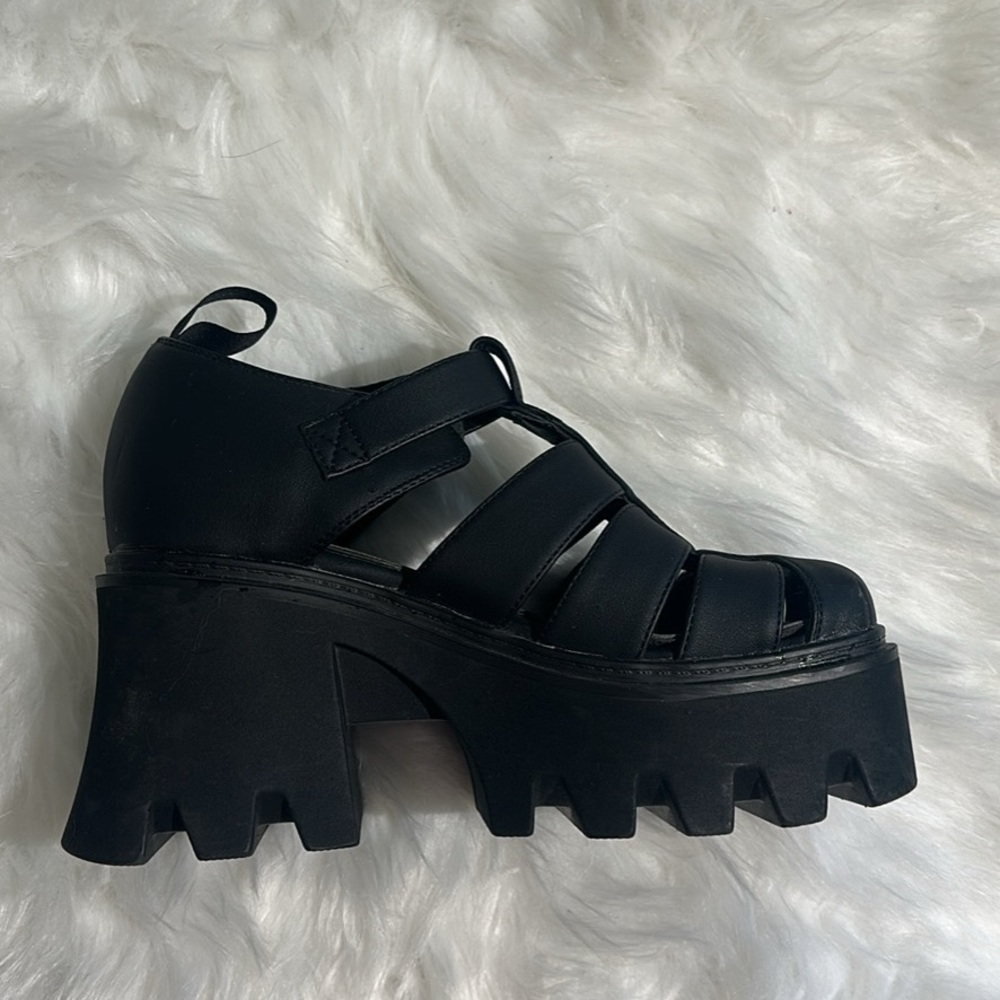 Sleek Black Platform Sandals
